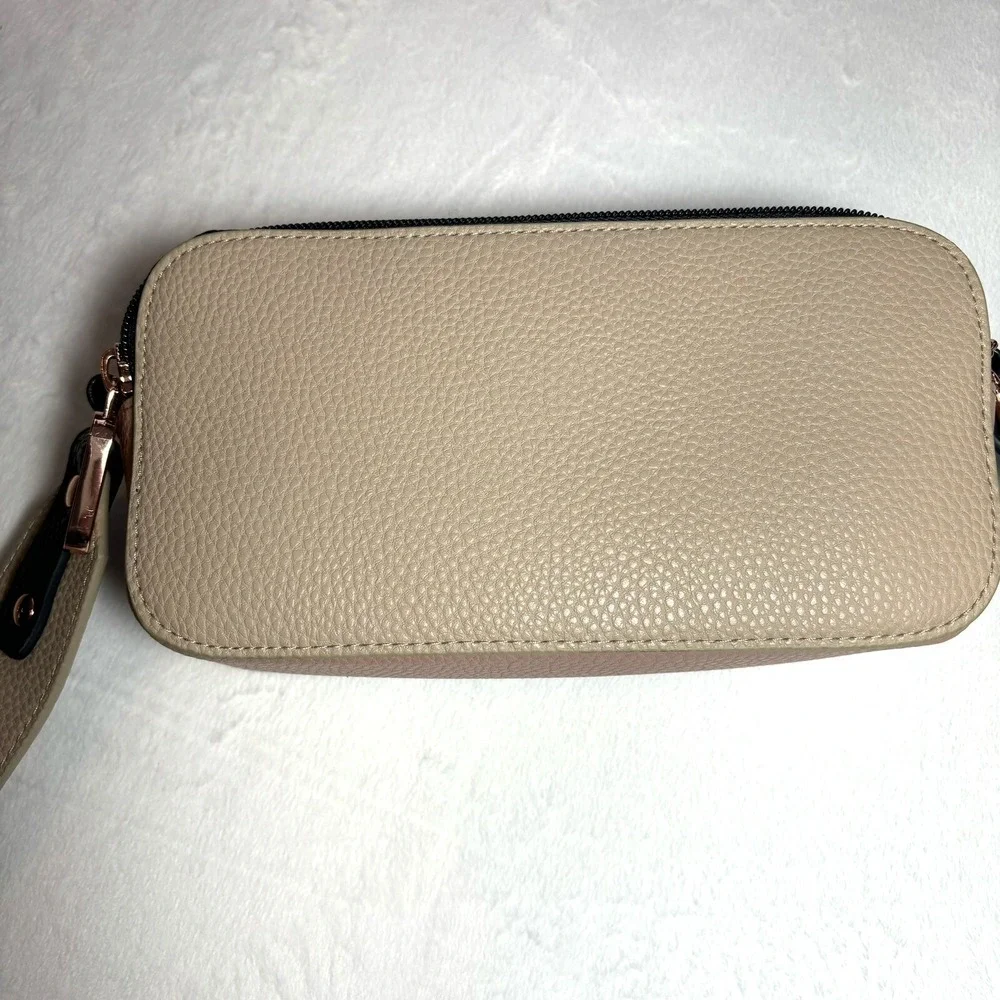 Crossbody Cell Phone And Essentials Purse Bag Caboodles Blush Pink Tan Nude Navy